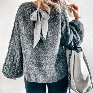 Honey Punch Gray Bow-Back Chunky Knit Sweater